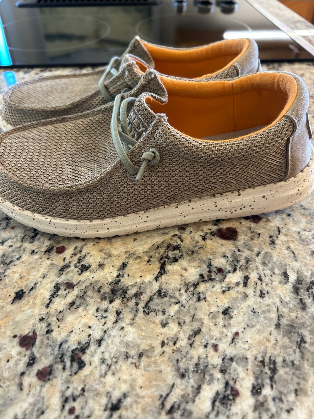 Hey Dude Boys Size 3 - Picture 5 of 8
